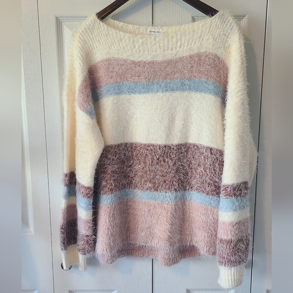 Tribal Jeans Fuzzy Plush Sweater - Picture 2 of 6